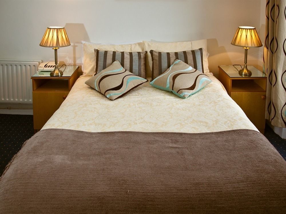 Dobbins Inn 캐릭퍼거스 외부 사진