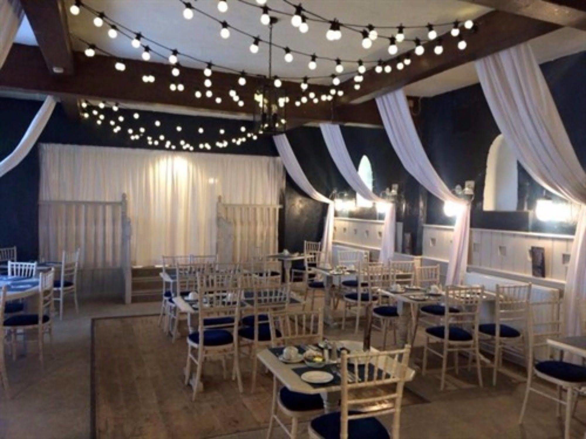 Dobbins Inn 캐릭퍼거스 외부 사진