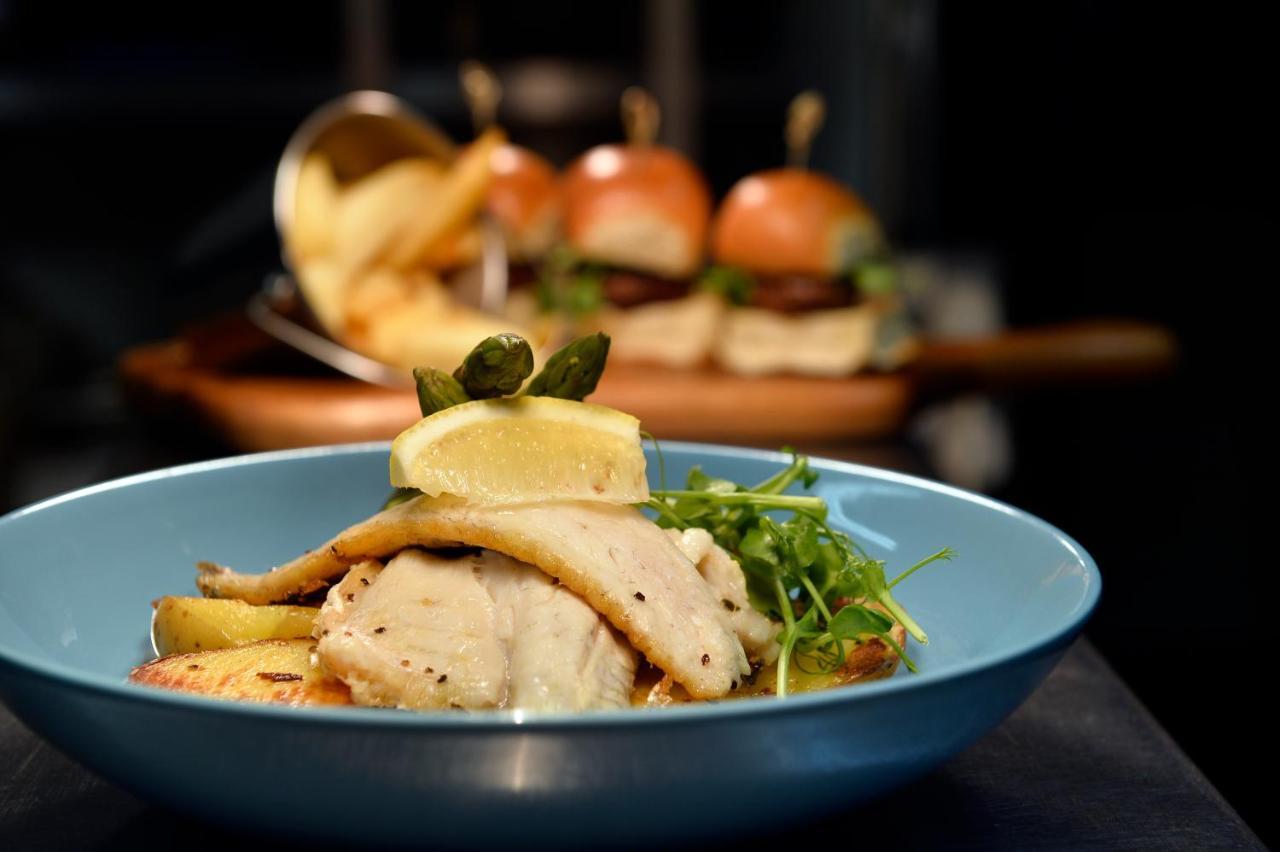 Dobbins Inn 캐릭퍼거스 외부 사진
