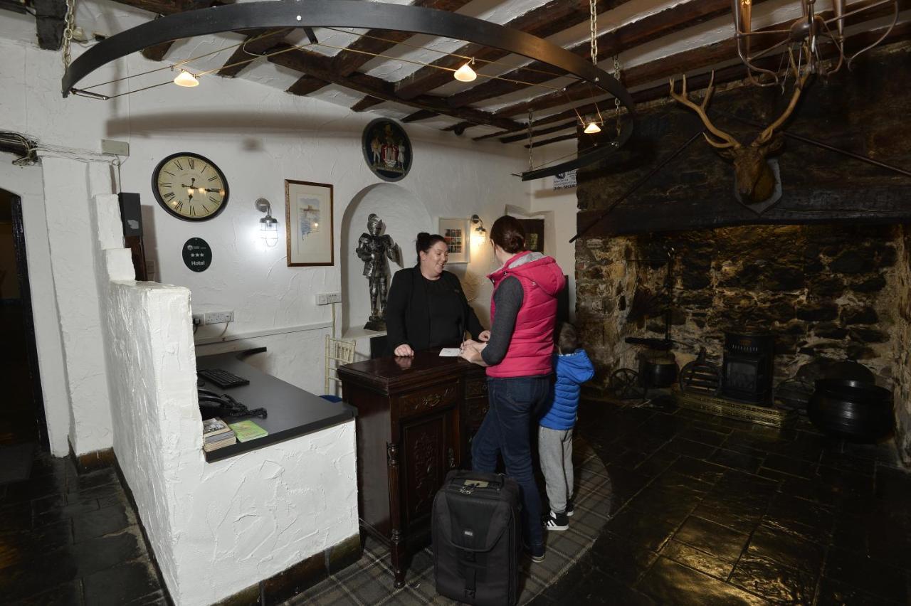 Dobbins Inn 캐릭퍼거스 외부 사진